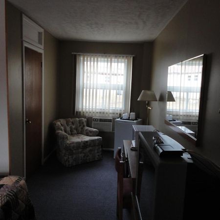 Hipwell'S Motel Fonthill Exterior foto