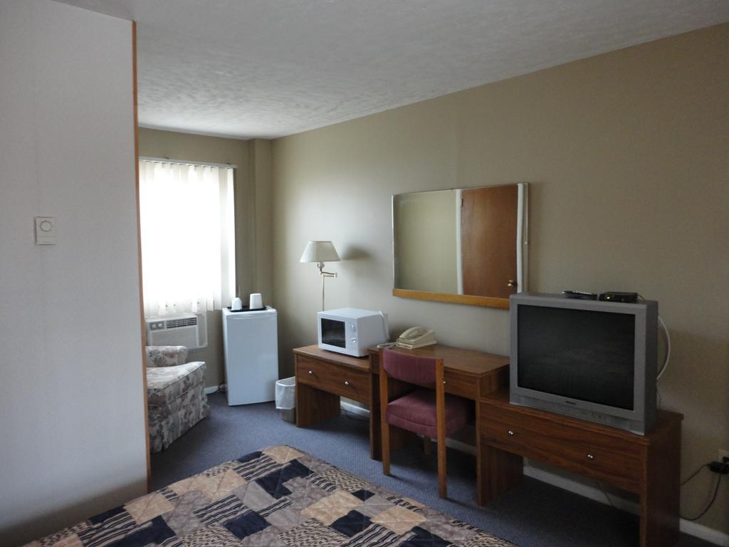 Hipwell'S Motel Fonthill Exterior foto