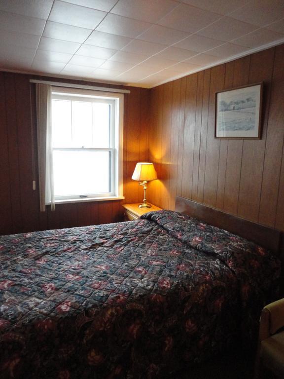 Hipwell'S Motel Fonthill Zimmer foto